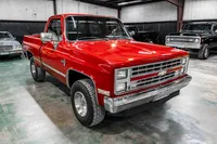 1986-Chevrolet-K10-Apple Red-111834-39.jpg